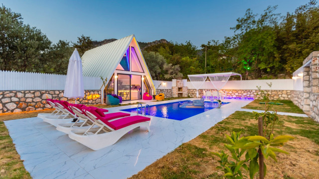 BVK7547 Balayı Villası