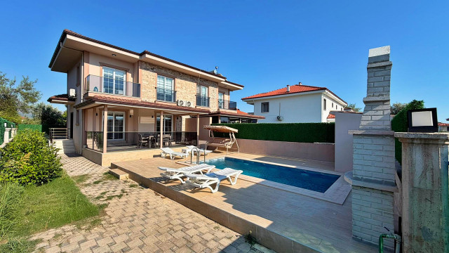 Köyceğiz'de 5 Kişilik Villa