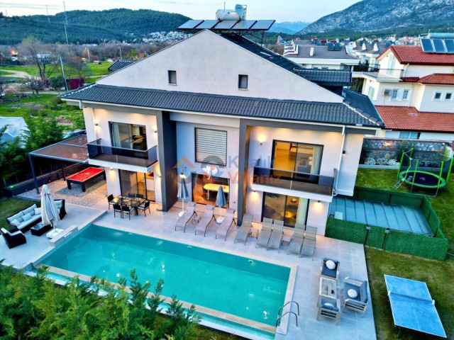 Fethiye'de 8 Kişilik Muhafazakar Villa