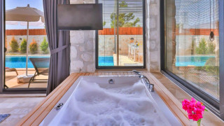 VKV5563 Villa Kalkan