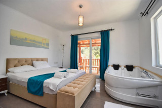 VKV4221 Villa Kalkan