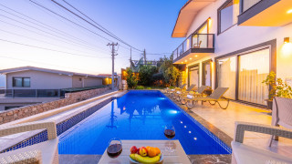 VKV5565 Villa Kalkan
