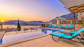 8237 Villa Kalkan