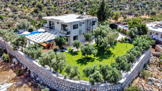 BVK8537 Balayı Villası