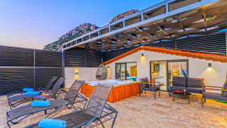 VKV6100 Villa Kalkan