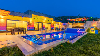 8068 Balayı Villası